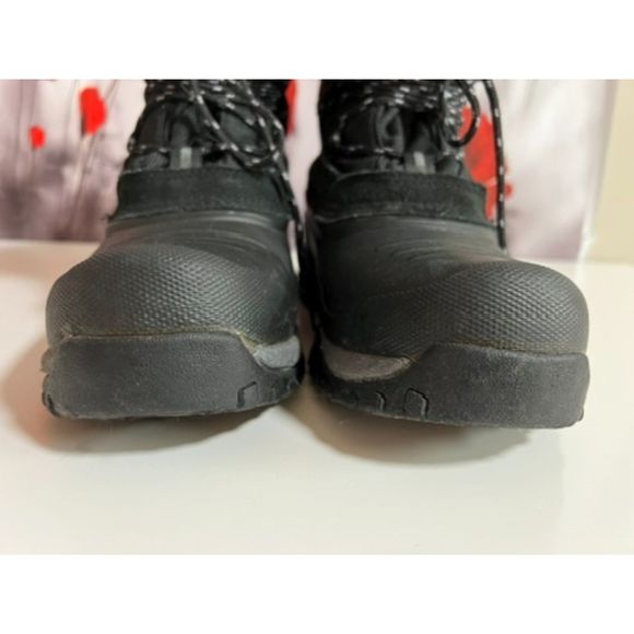 Ranger insulated books in GUC. Size 8 (W) - Picture 2 of 8